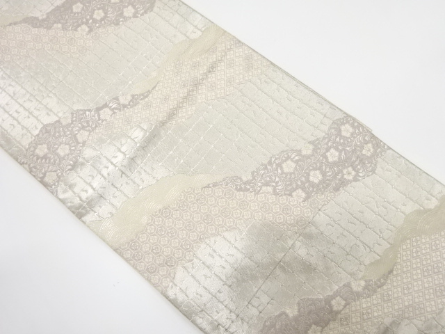 服部織物製　道長取りに流水・花唐草模様織り出し　袋帯